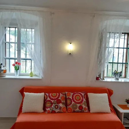 House Gardenia House بيت للعطل Janjina
